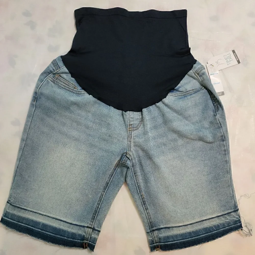 Maternity denim bermuda shorts
